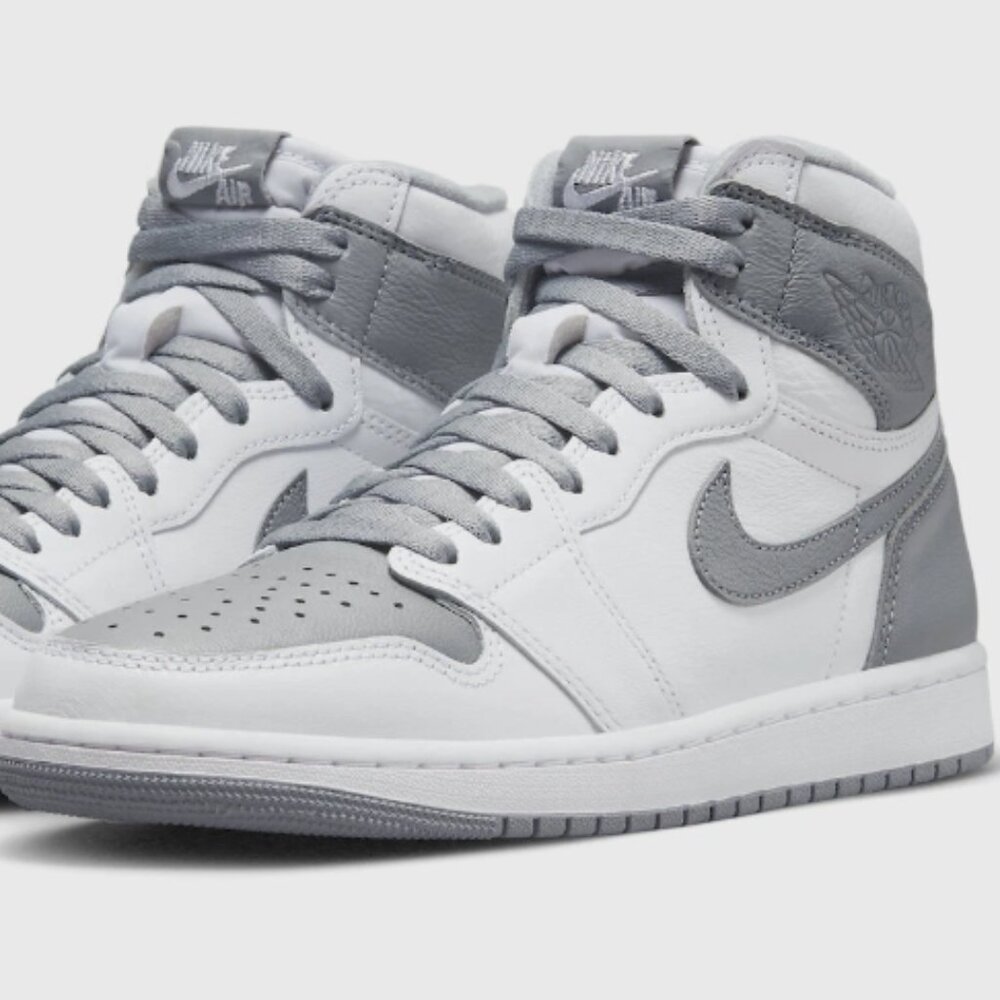 Nike Air Jordan 1 Retro High OG Stealth White Grey Mens GS 575441 037 5.5Y/7W